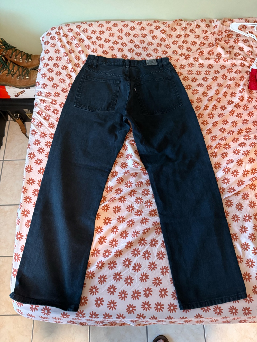 Slivertab Levis